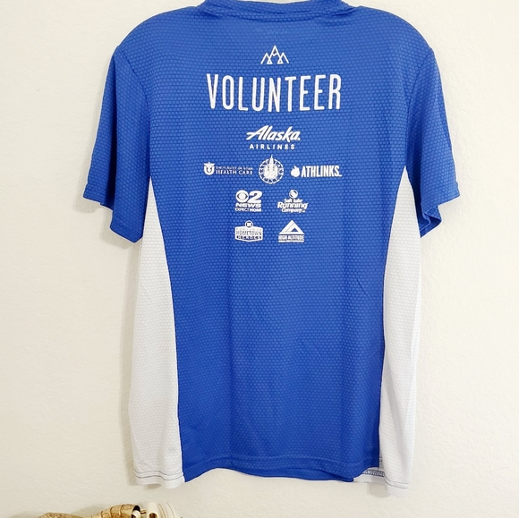 SLC Marathon 2016•Alaska Airlines•UNISEX•Med - Picture 5 of 10